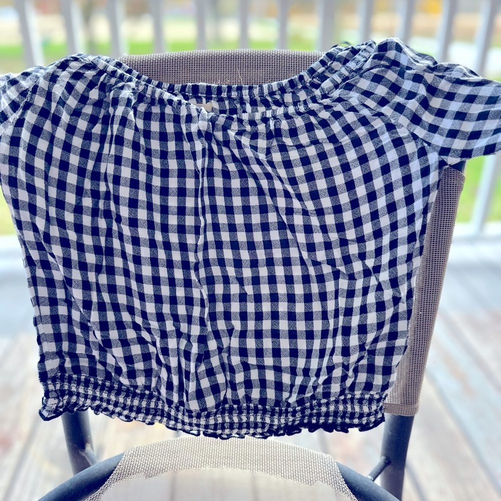 XS Black and White Gingham Check Crop top from Hollister